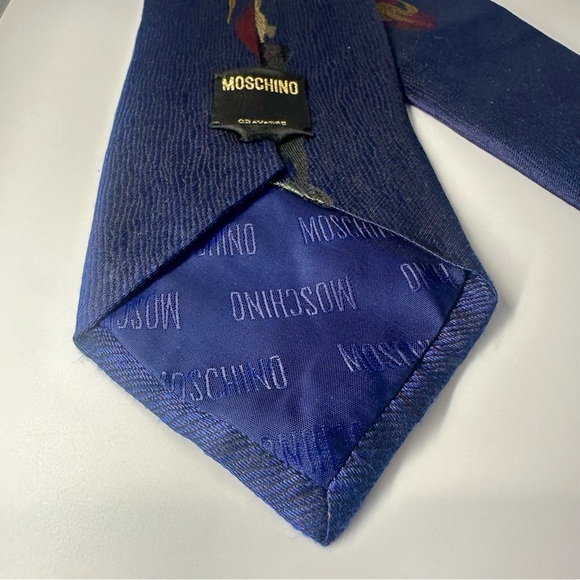 Vintage Moschino Cravatte Bleeding Heart Rare Silk Classic Tie ITALY Heart - Picture 7 of 9